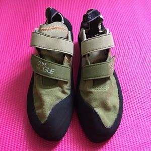 Women’s Climbing Shoes